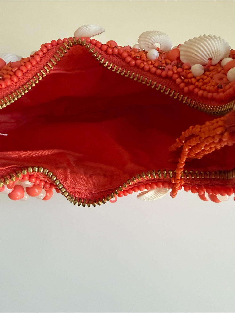 Seashell Beaded Bag - Picture 11 of 12